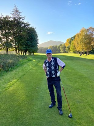 On the 12th tee, Duddingston GC, Edinburgh, 4th October 2020. Just aim for the peak of Arthur's Seat.