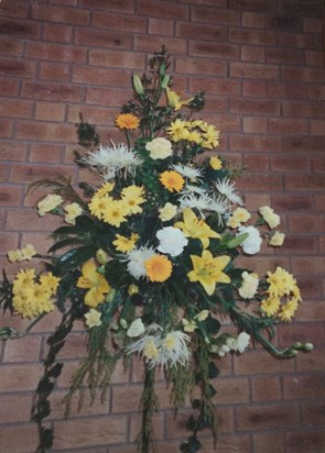 Flower Arrangement by Pam