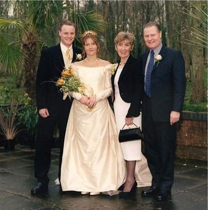 My wedding day with mum and dad
