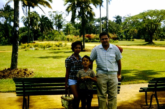 Jol, Margot & Trev, Guyana