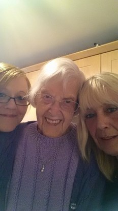 Nan, Mother & Grandaughter