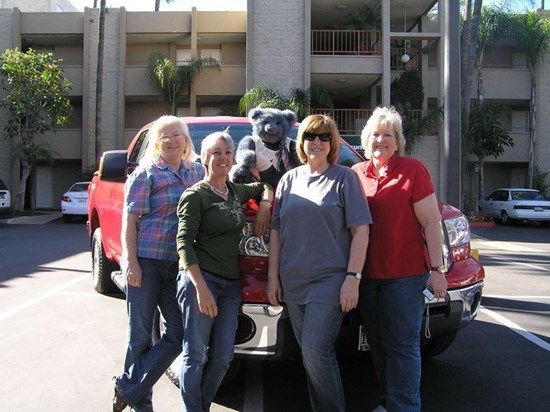 Annie, Victoria, Carmel and Jody in Los Angeles 2009