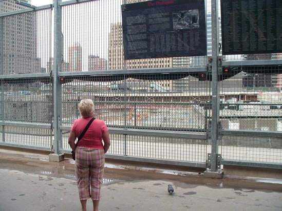 New York - Ground Zero, Sept 2006 (Quietly reflecting on the events of 9/11)