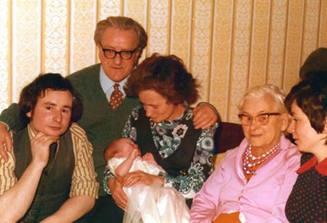 Ian,Dad,Mum,Granny McIlveney,Agnes