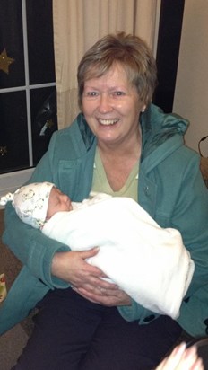 when Great Grandma met her first Great Grand daughter ?? Her family meant everything to her ??