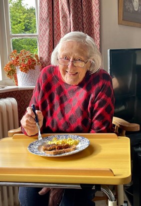 m at 94, scrambled eggs for breakfast, what could be nicer?