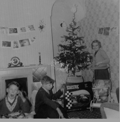 Christmas at the Simpson house, 1950's