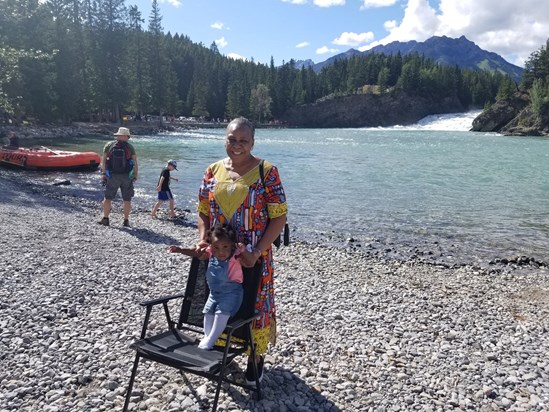 Mama in Banff, she said “Mine take me a picture with my Grand-daughter”. Continue resting on..