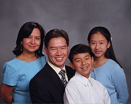 Tiu family - Vida, Joel, Derrick and Justine