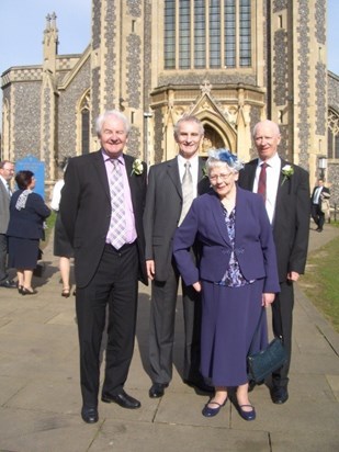 2014 Ella, George,Jimmy and David at Oliver and Charlotte's wedding