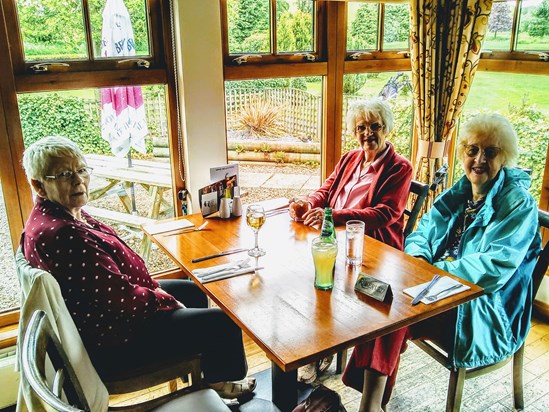 Ella(Helen) with Rhona and Ina at The Woll G.C.