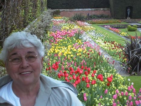 Mom and tulips