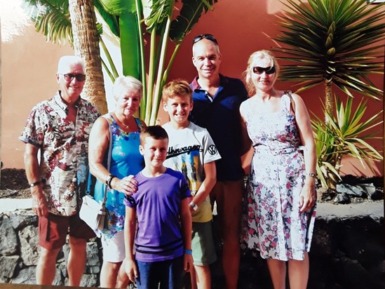 OUR LAST HOLIDAY  ALL TOGETHER  TENERIFE  2018  xx20190611 143927