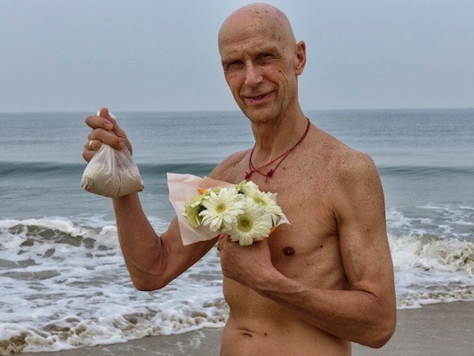 John's ashes & flowers being prepared by Andrew Logan, Goa, 2015.         © Robyn Beeche