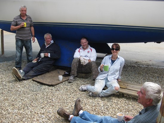 Annual maintenance.  The bottom scrapers take a well earned break.  Billy, Ian, Steve & Nicky, Bob.  Isle of Wight May 2012.