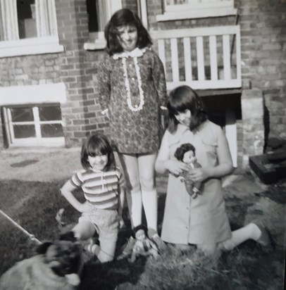 1969 Mandy, Mum, Janis 