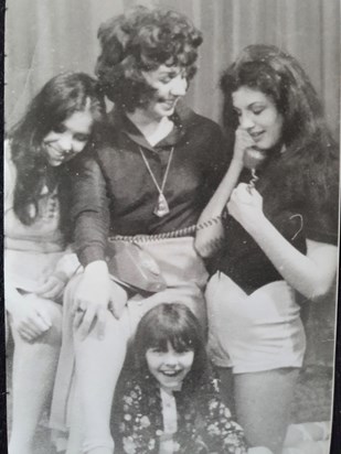 Early 1970s - Janis, Pat, Mum, Mandy in front