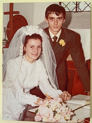 Paul and  I on our Wedding Day, 9th August 1972