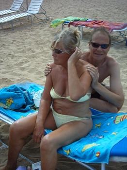 Jeannie 'Brigit Bardot' with Steve on the beach 2006