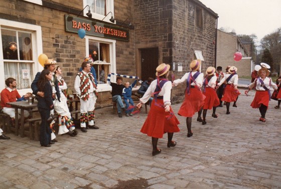 "blue army" May 85, in Holmfirth, couldn't find Nora Batty, found Morris Ladies