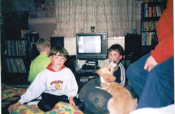 Tom playing games with Liam Carter, Adrian Sharples and a young Marvin