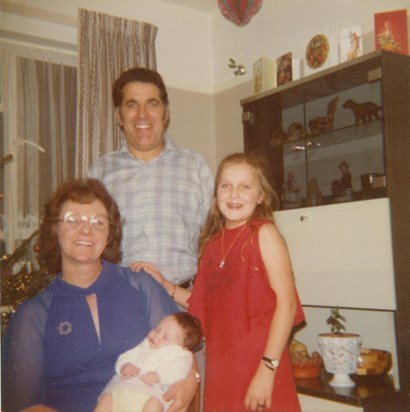 1977 Val, Del, Amanda & Kelly