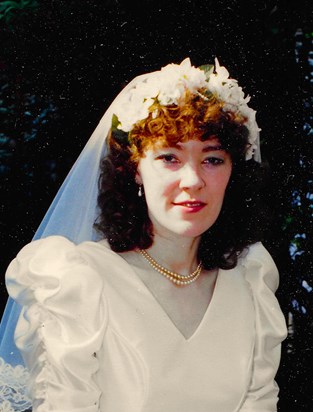 5th may 1990. Our wedding day, the most attractive woman i have ever known