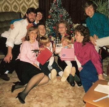Christmas Day 1986 - A family group at Uncle Kevin's house 