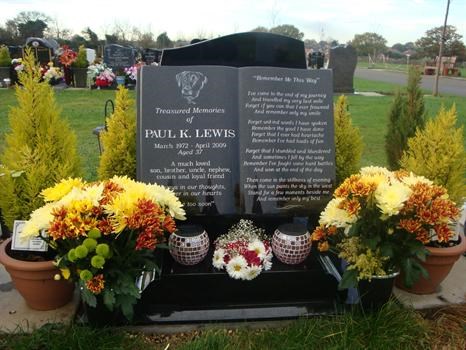 Paul's flowers, with a red and white "England" posy - 15th November 2010 