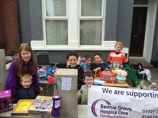 Fundraising for Rennie Grove - Toy sale, October 2015