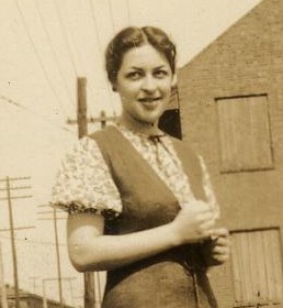 Leah as a teenager in the 1930s