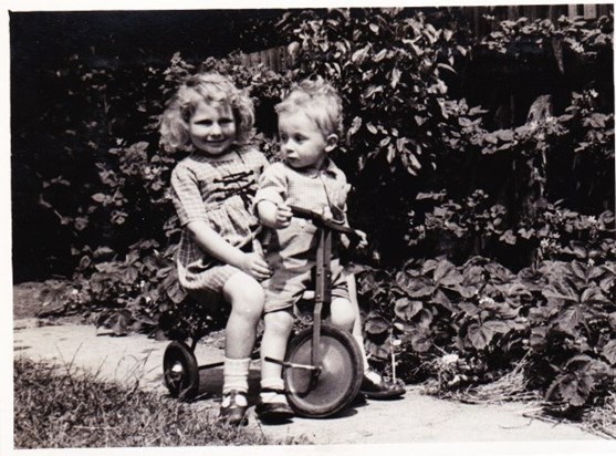 Di with brother Dave 1949
