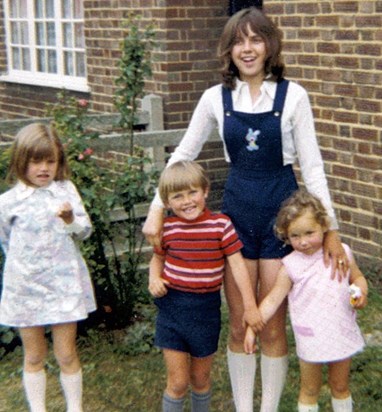 1971 Kate with Tracey Steven and Beverley