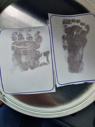 Foot and hand print taken about 2-3 weeks ago. Again, on of the only memories we have of you xxxxxxx