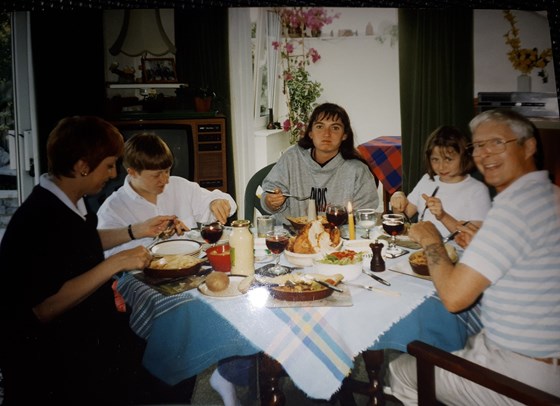 Lunch with Ronnie's widow, kids and Geraldine's daughter 1994 or 1995 