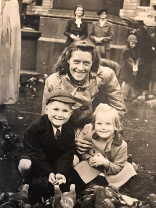 With Mum Doris and sister Pat