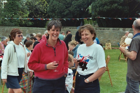 Ness and Caz at the Silver Jubilee celebrations, June 2006, Hutton Buscel