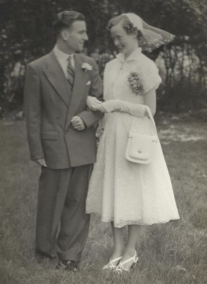 mum&dadwedding1953