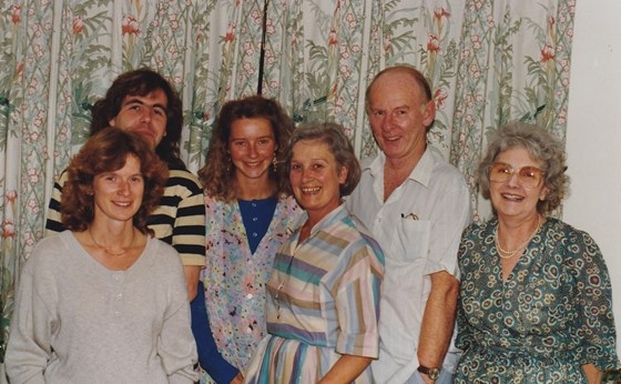 1981 the extended family (Mame in NZ)