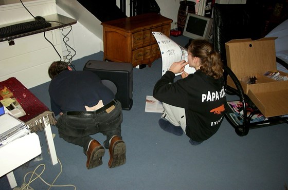 Dec 2001 - Issy and Tony set up the new computer