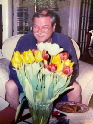 Paul loves tulips