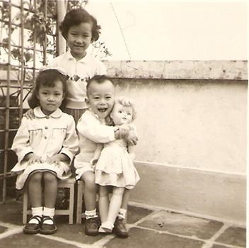 1956   5 years old little Selena with siblings Rita and Allan
