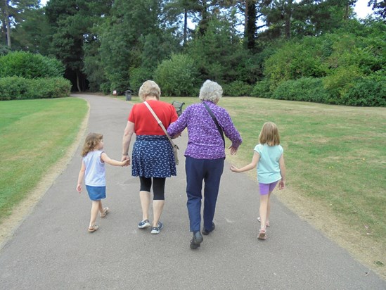 Great nanny, Nanny, Halle and Freya