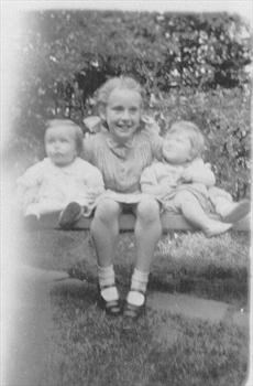 Margaret (centre) with sister Jennifer and cousin Lewis
