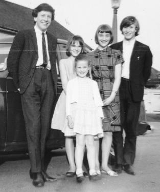 Mike with brother Dave and cousins Celia, Joy & Kathryn in Chapeltown, Sheffield, c 1963