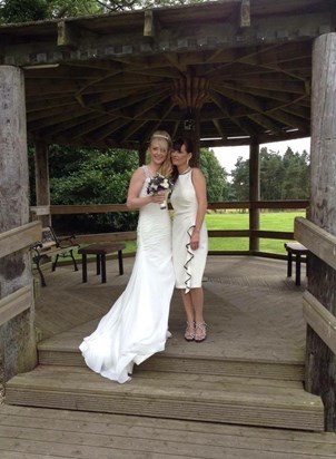 Tammy on her wedding day with Donna 