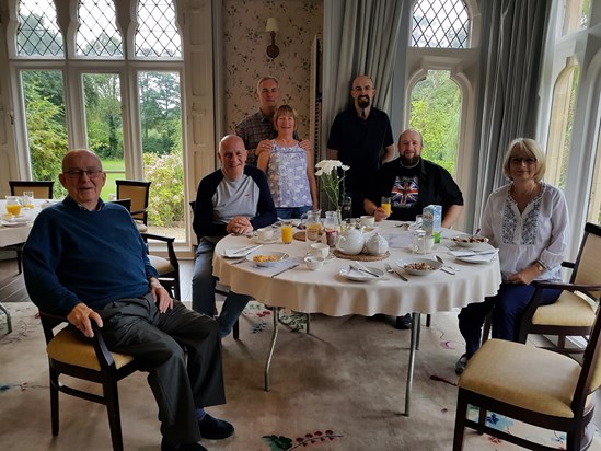 Aug 2019 - Breakfast with Julie, Stuart, Philip, Jayne & Billy, and Steve