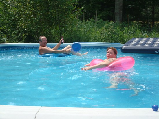 2014 Jenny and Denny pool fun /Love Char