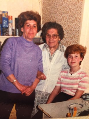 Granny Knox visit to Paignton 1980