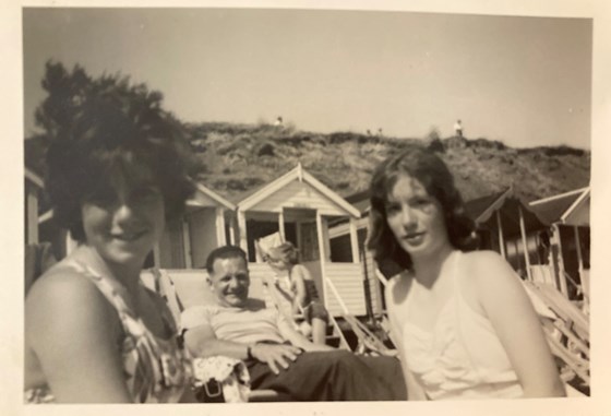 Maggie, Dad & sister Mary in Hastings